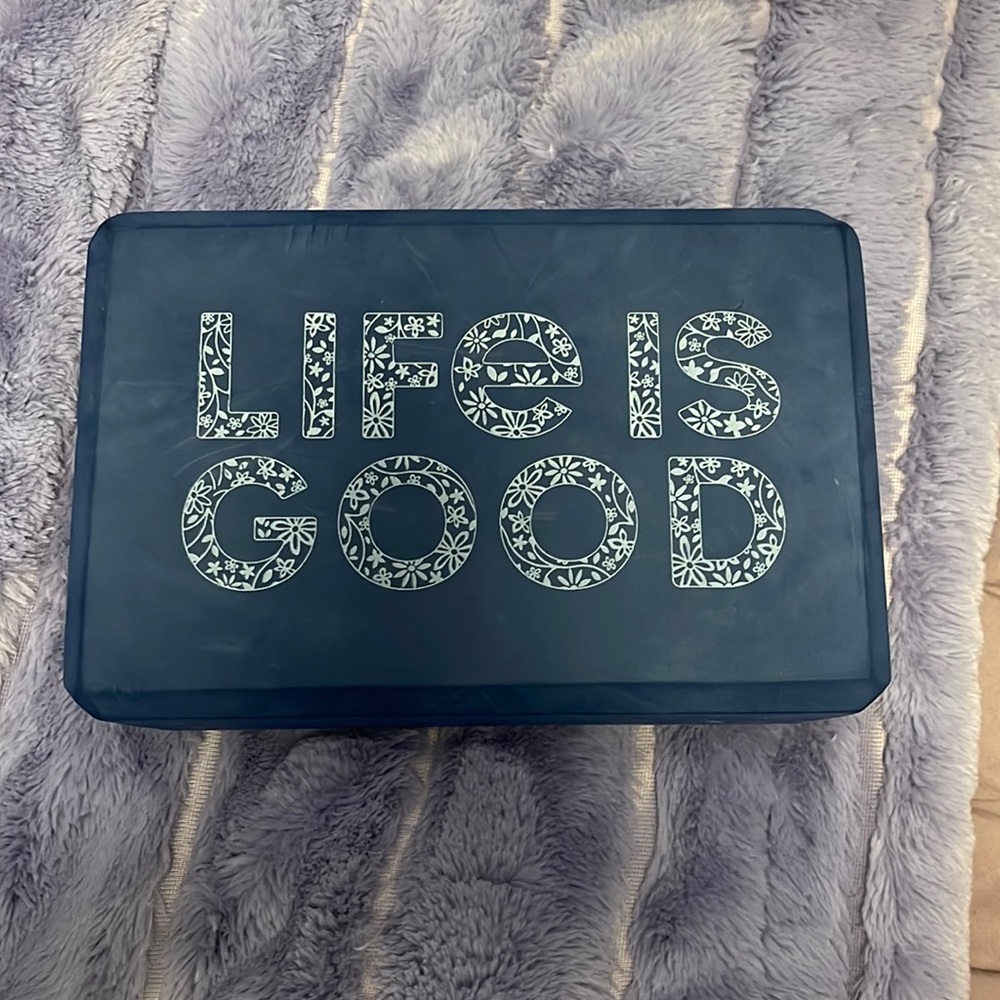 Life is good yoga block, blue